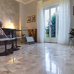Viola In Zona Tranquilla - Madame Fannj Séjour chez l'habitant Lucques