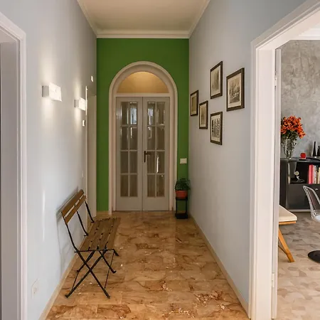 Pansiyon Viola In Zona Tranquilla - Madame Fannj *